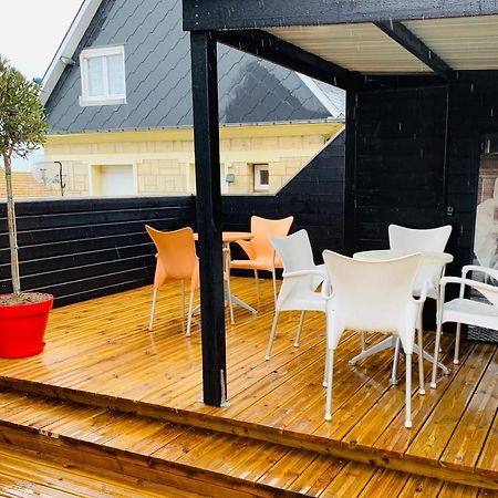 Villa La Solidarite Avec Vue Mer Ault Exteriör bild